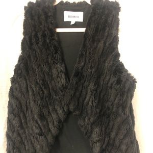 BB Dakota Black Faux Fur Vest